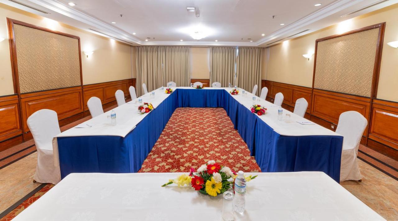 Radisson Hotel קטמנדו מראה חיצוני תמונה