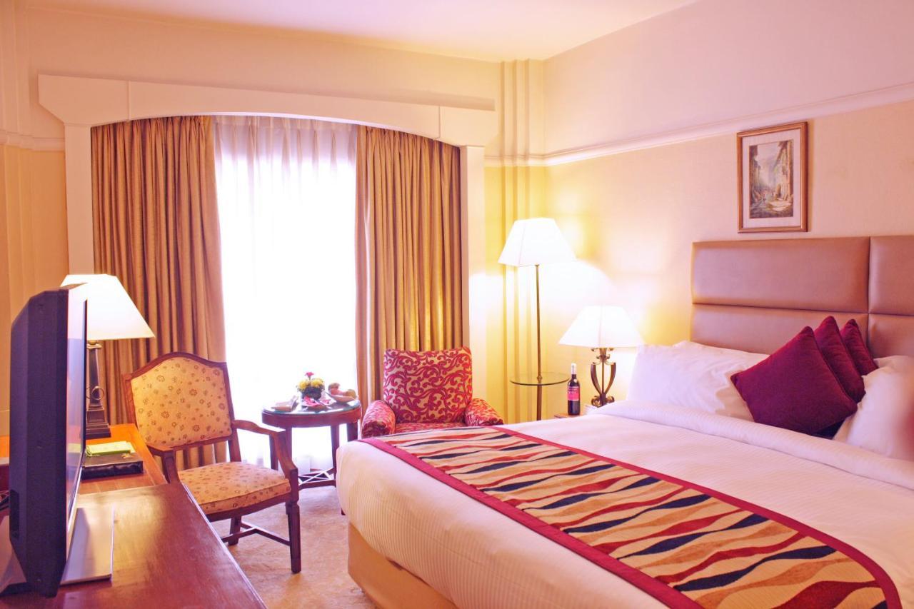 Radisson Hotel קטמנדו מראה חיצוני תמונה